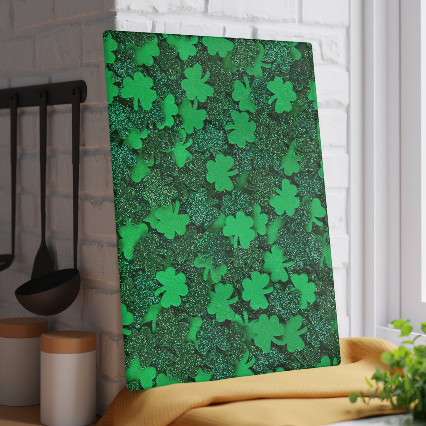 Kitchen Decor Glass Cutting Board Serving Tray with Green Clover Design Cutting Board Gift for Home Cook Charcuterie Board