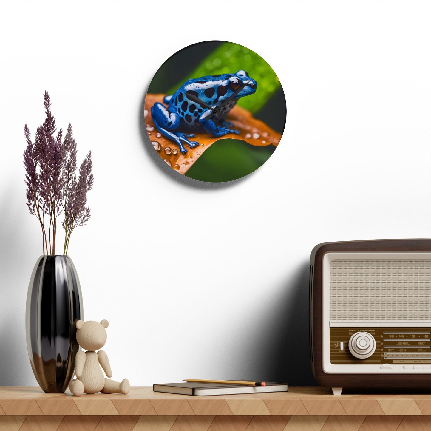 Dart Frog Design Acrylic Clock Unique Colorful Wall Clock for Kitchen or Living Room Nature Lover Gift Rain Forest Gift