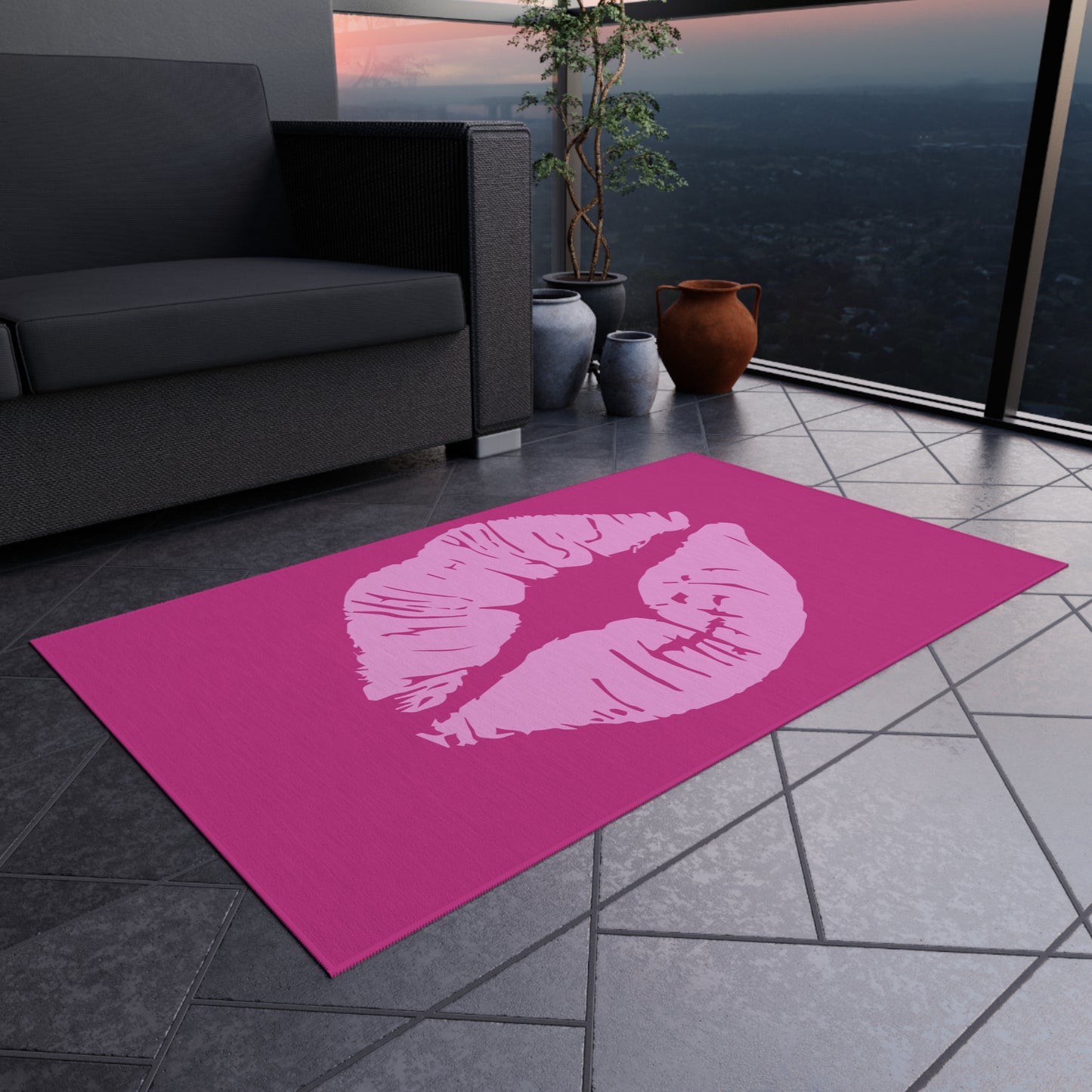 Chenille Outdoor Rug with No-Skid Backing Cozy Kissy Lips Outdoor Carpet Patio Decor Gazebo Rug Pool Area Decor Outdoor Kitchen Carpet
