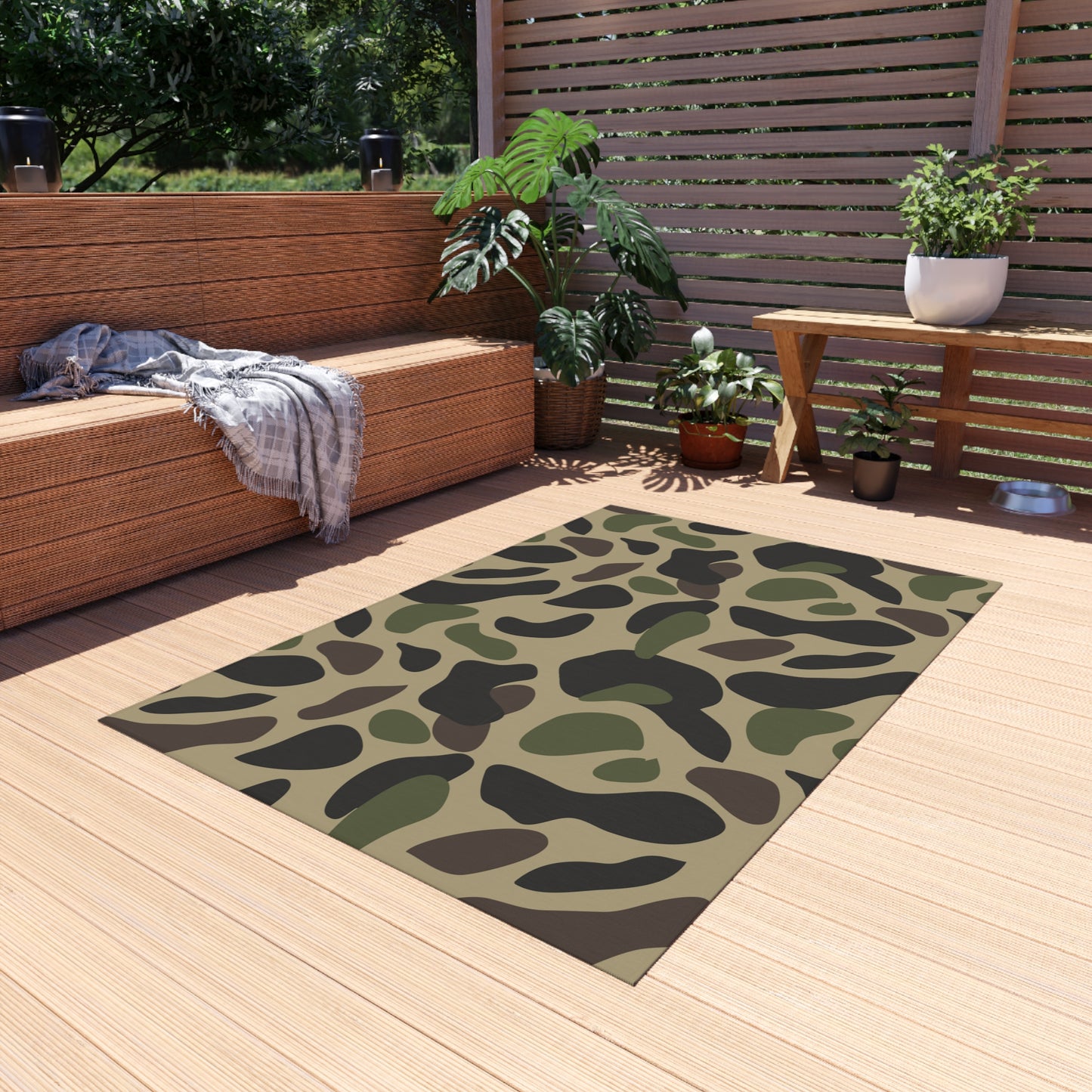 Camo Pattern Chenille Outdoor Rug with No-Skid Backing Cozy Outdoor Carpet Patio Decor Gazebo Rug Pool Area Decor Outdoor Kitchen Carpet