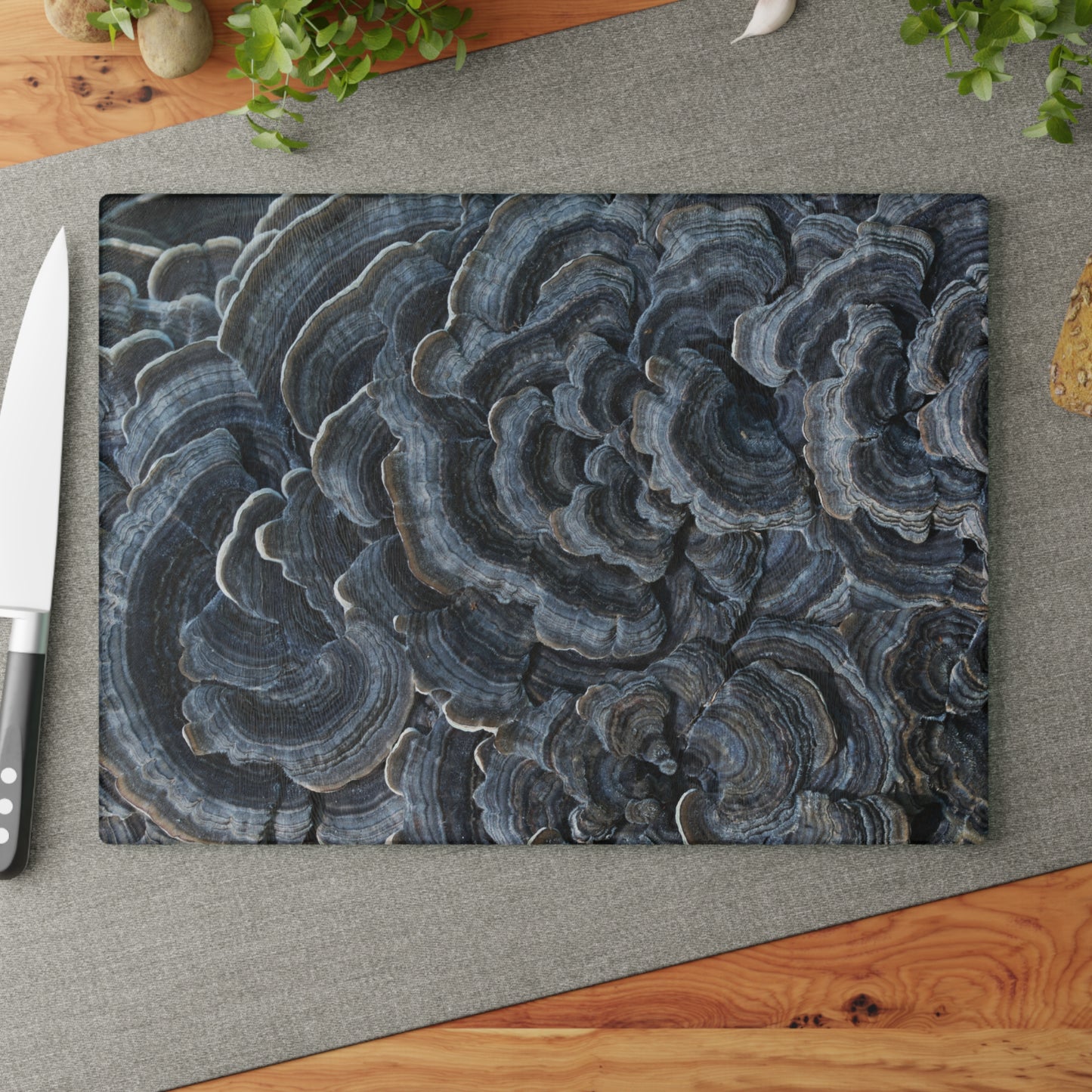 Kitchen Decor Glass Cutting Board Serving Tray with Mushroom Design Cutting Board Gift for Home Cook Charcuterie Board
