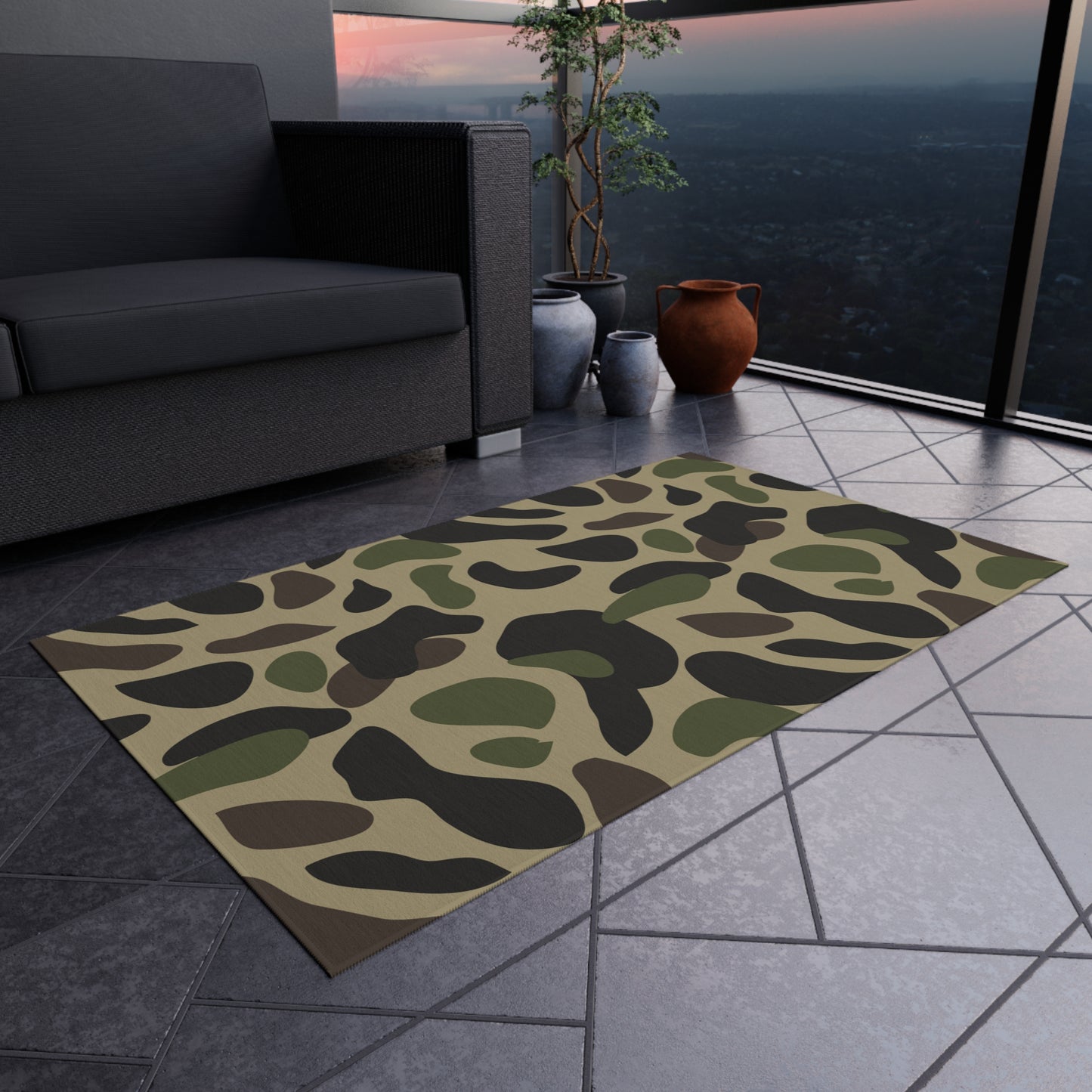 Camo Pattern Chenille Outdoor Rug with No-Skid Backing Cozy Outdoor Carpet Patio Decor Gazebo Rug Pool Area Decor Outdoor Kitchen Carpet