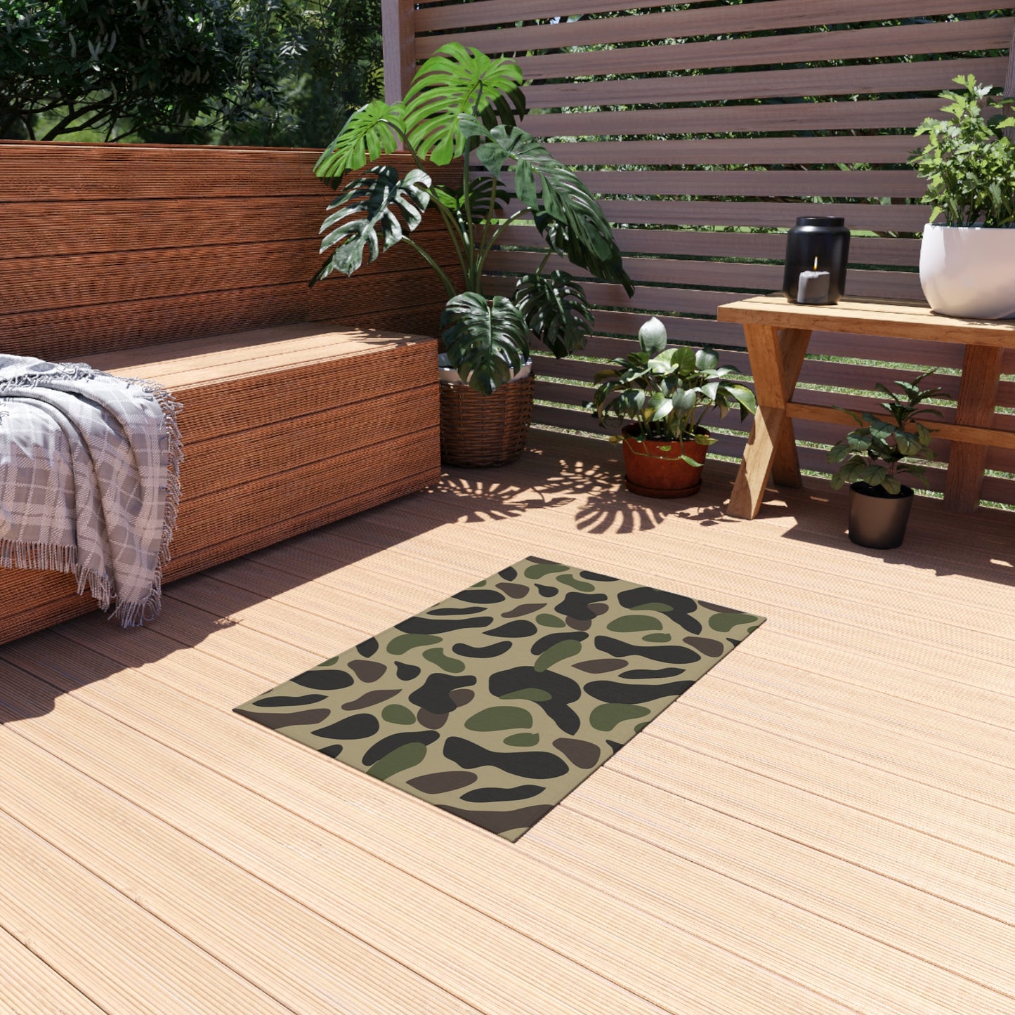 Camo Pattern Chenille Outdoor Rug with No-Skid Backing Cozy Outdoor Carpet Patio Decor Gazebo Rug Pool Area Decor Outdoor Kitchen Carpet