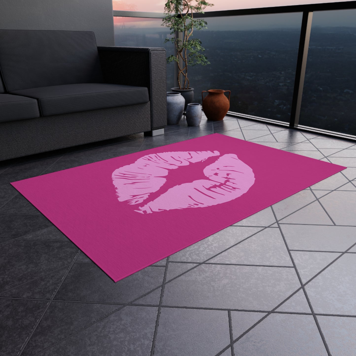 Chenille Outdoor Rug with No-Skid Backing Cozy Kissy Lips Outdoor Carpet Patio Decor Gazebo Rug Pool Area Decor Outdoor Kitchen Carpet