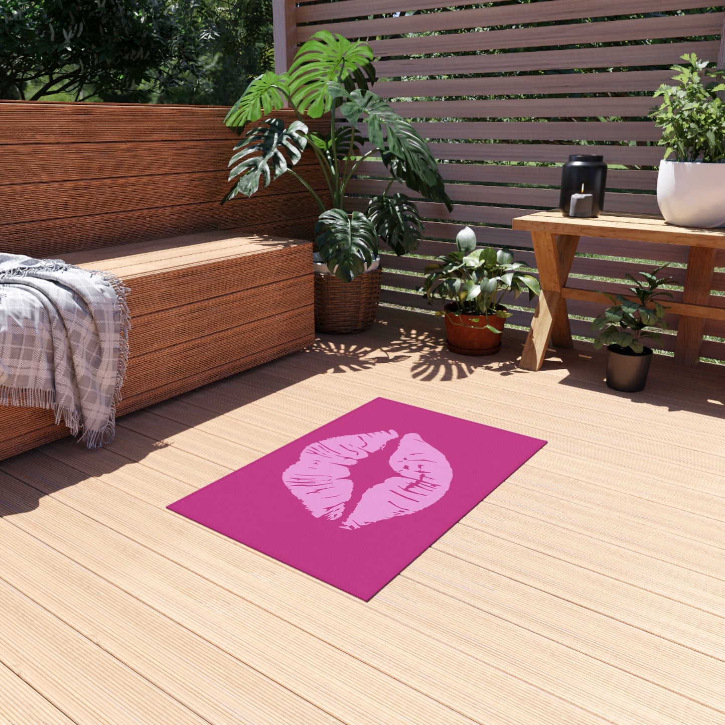 Chenille Outdoor Rug with No-Skid Backing Cozy Kissy Lips Outdoor Carpet Patio Decor Gazebo Rug Pool Area Decor Outdoor Kitchen Carpet