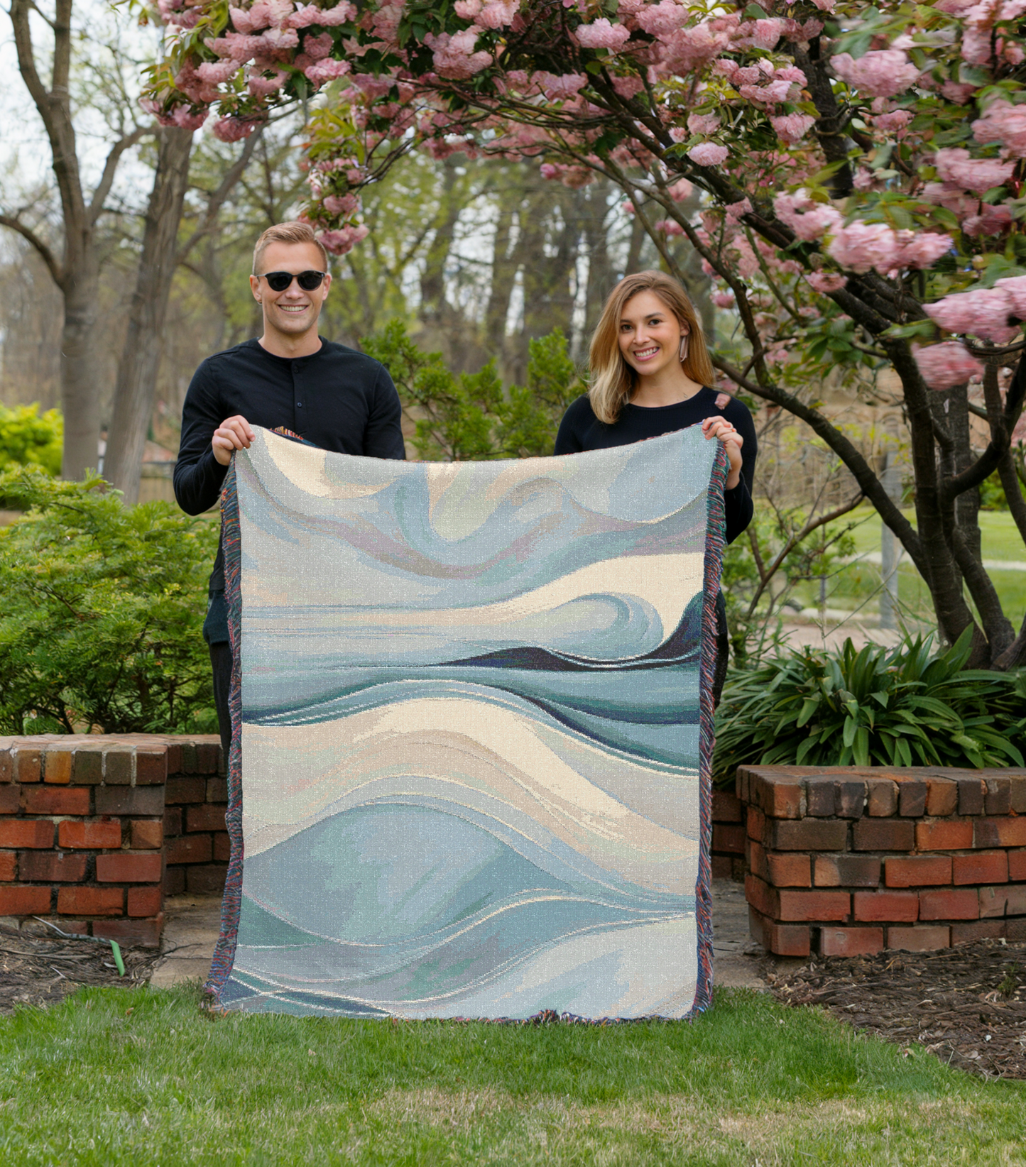 Wave Design Cozy Reading Throw for Book Lovers Cotton Woven Fringed Picnic Blanket Wall Art