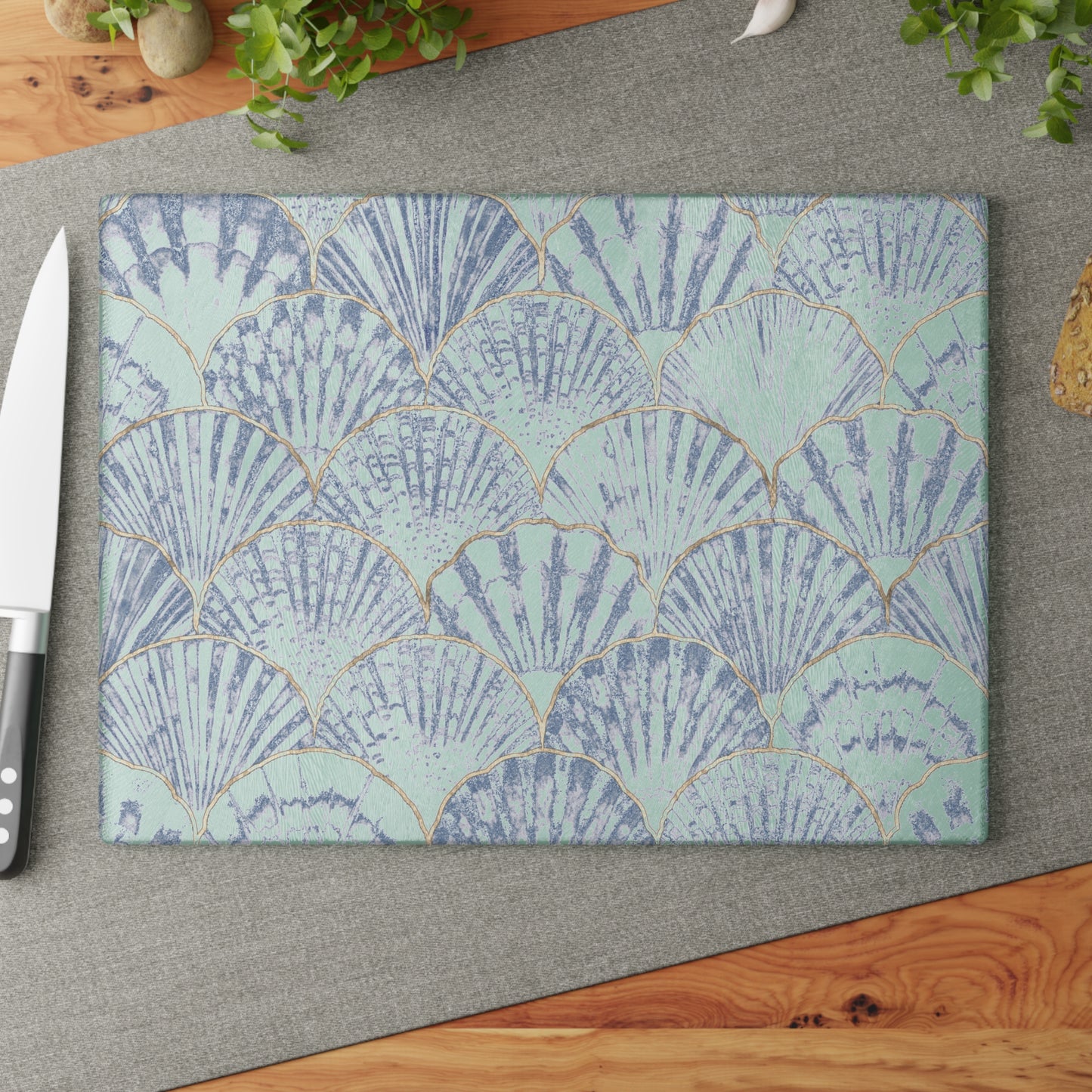 Beachy Kitchen Decor Glass Cutting Board Serving Tray with Clam Shell Design Cutting Board Gift for Home Cook Fun Charcuterie Board