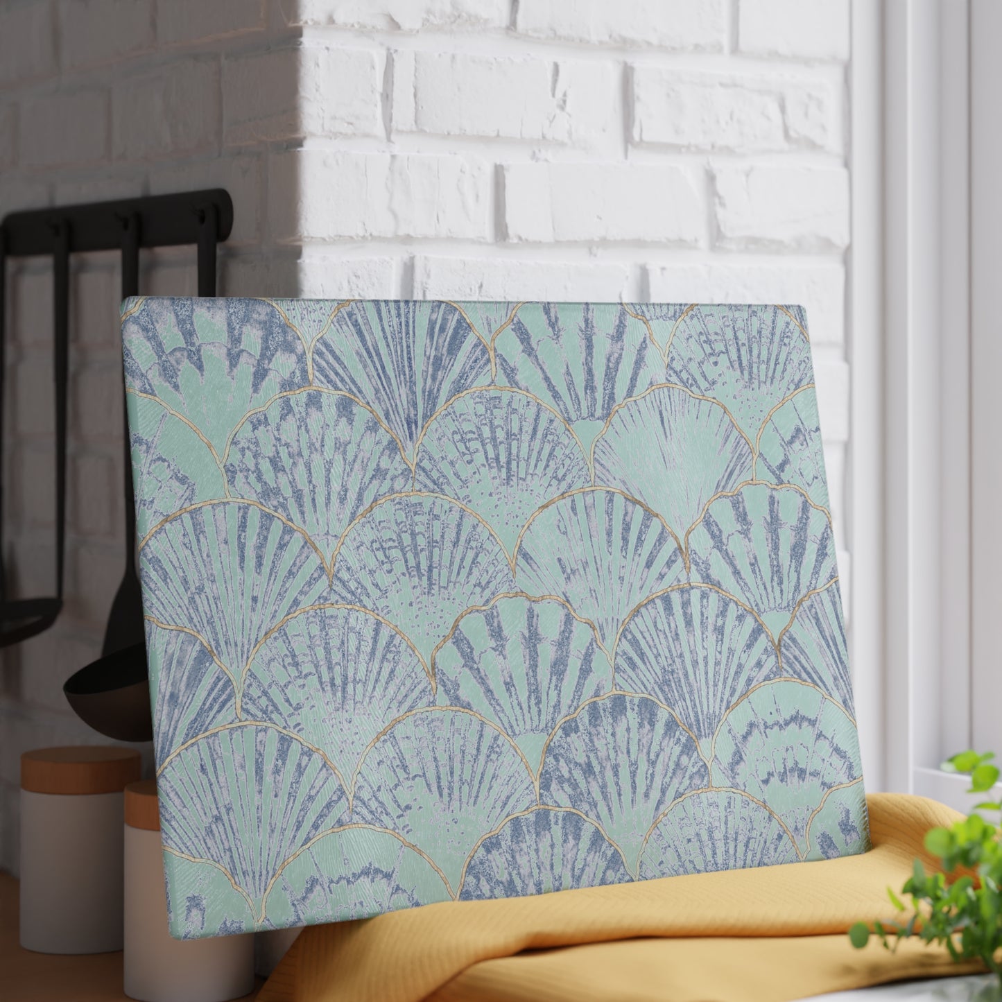 Beachy Kitchen Decor Glass Cutting Board Serving Tray with Clam Shell Design Cutting Board Gift for Home Cook Fun Charcuterie Board