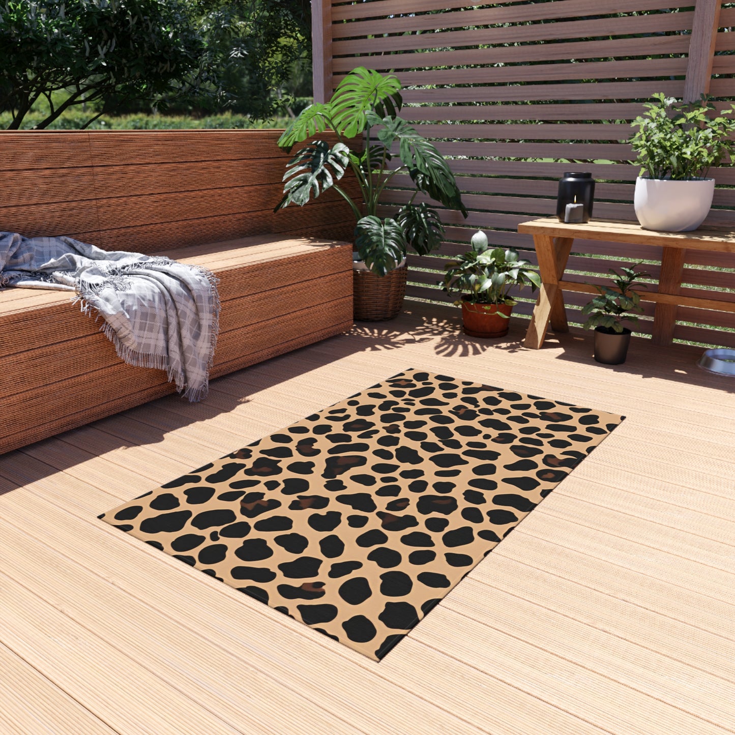 Modern Animal Print Chenille Outdoor Rug No-Skid Backing Cozy Outdoor Carpet Patio Decor Gazebo Rug Pool Area Decor Outdoor Kitchen Carpet