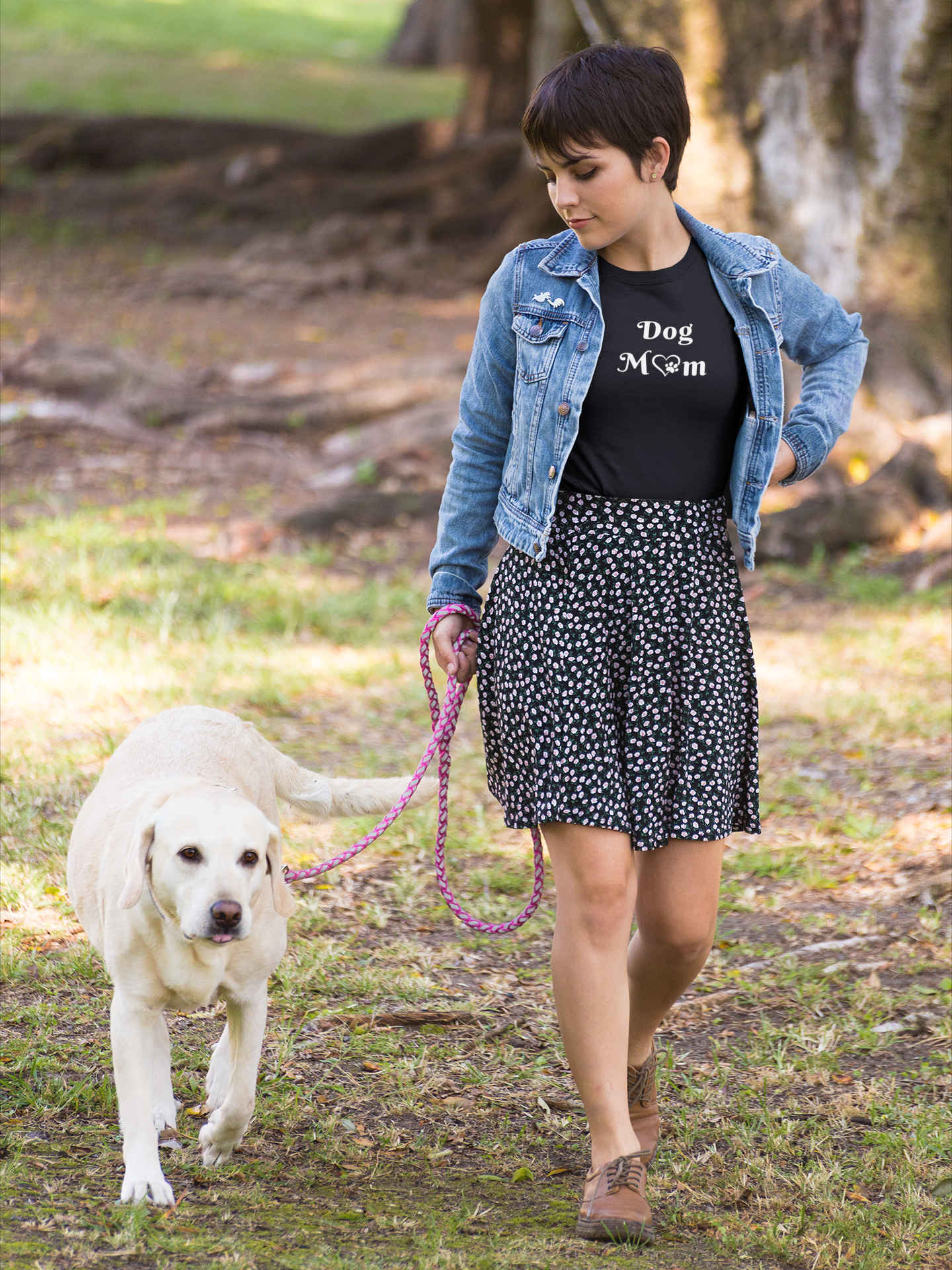 Dog Mom T-shirt | Unisex | Funny | Dog Lover | Pet Lover | Animal Lover |