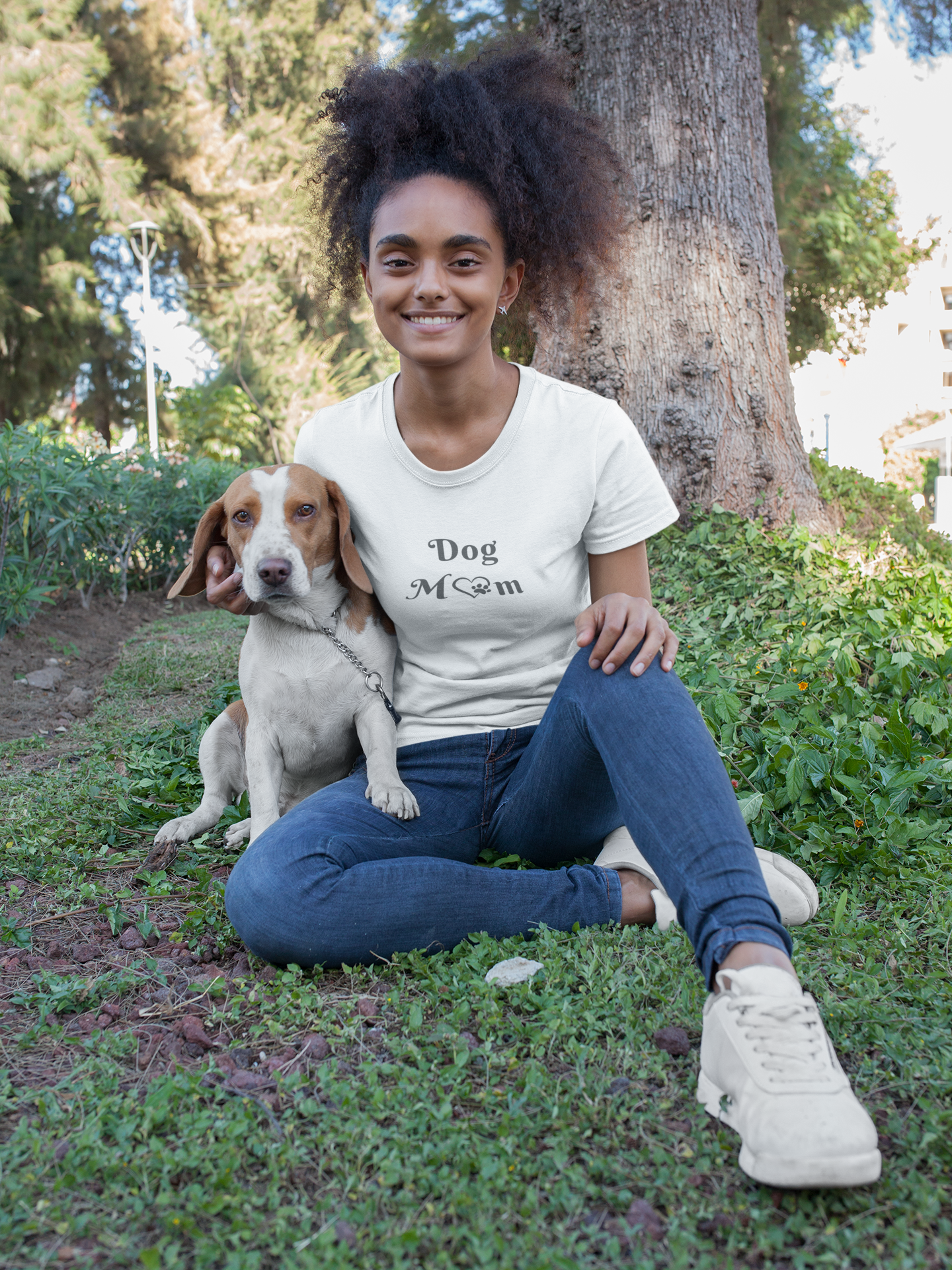 Dog Mom T-shirt | Unisex | Funny | Dog Lover | Pet Lover | Animal Lover |