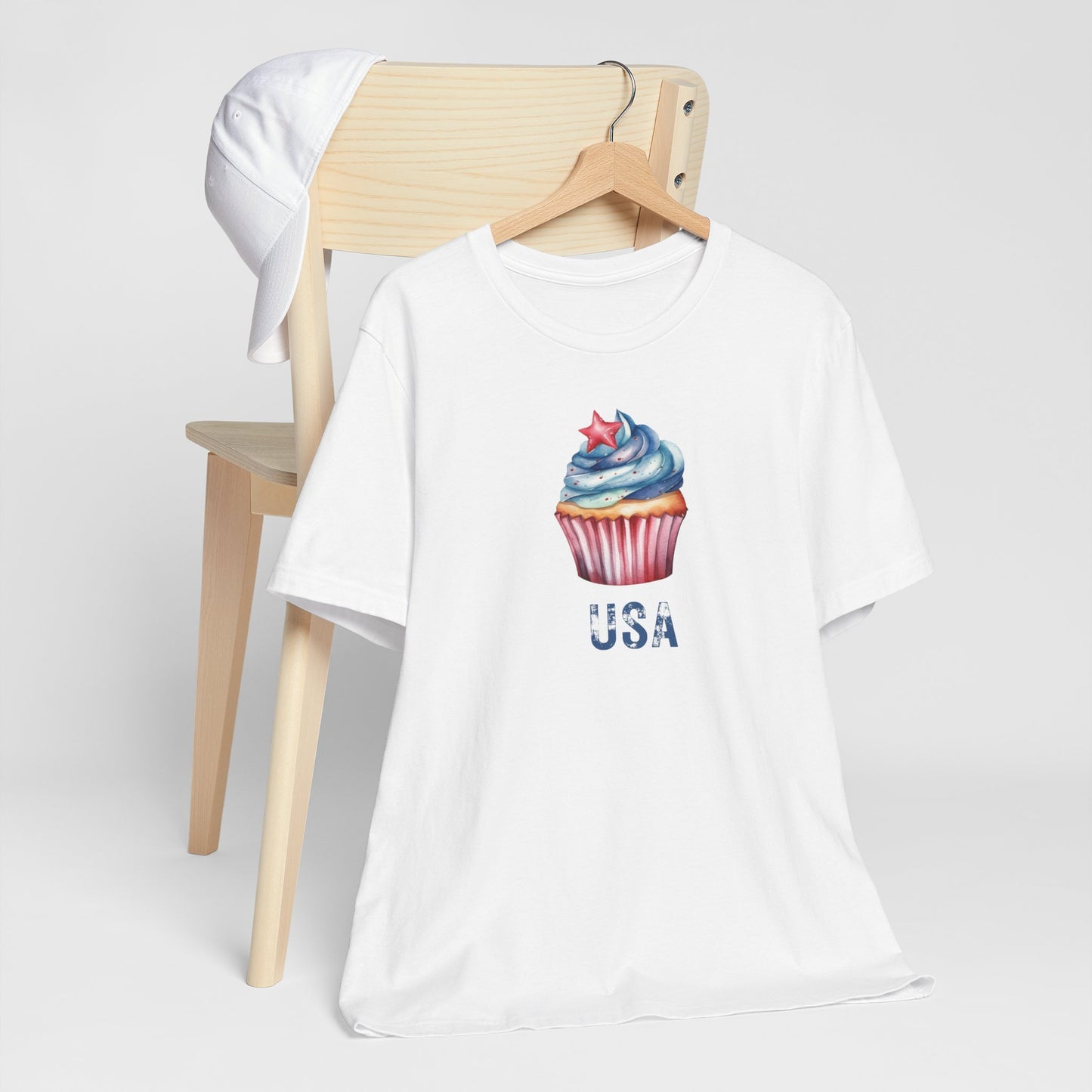 USA Cupcake T-Shirt | Unisex | Patriotic | Americana | 4th of July | Foodie