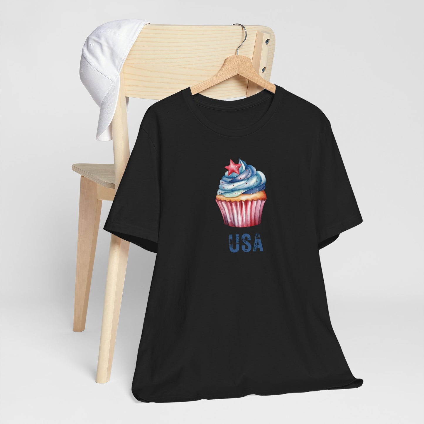 USA Cupcake T-Shirt | Unisex | Patriotic | Americana | 4th of July | Foodie